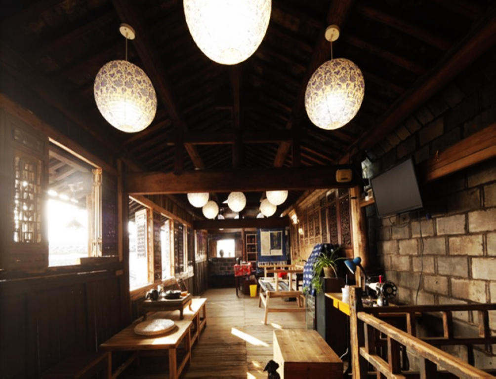 チン フォ ユエ ホステル Yi (Anhui) エクステリア 写真